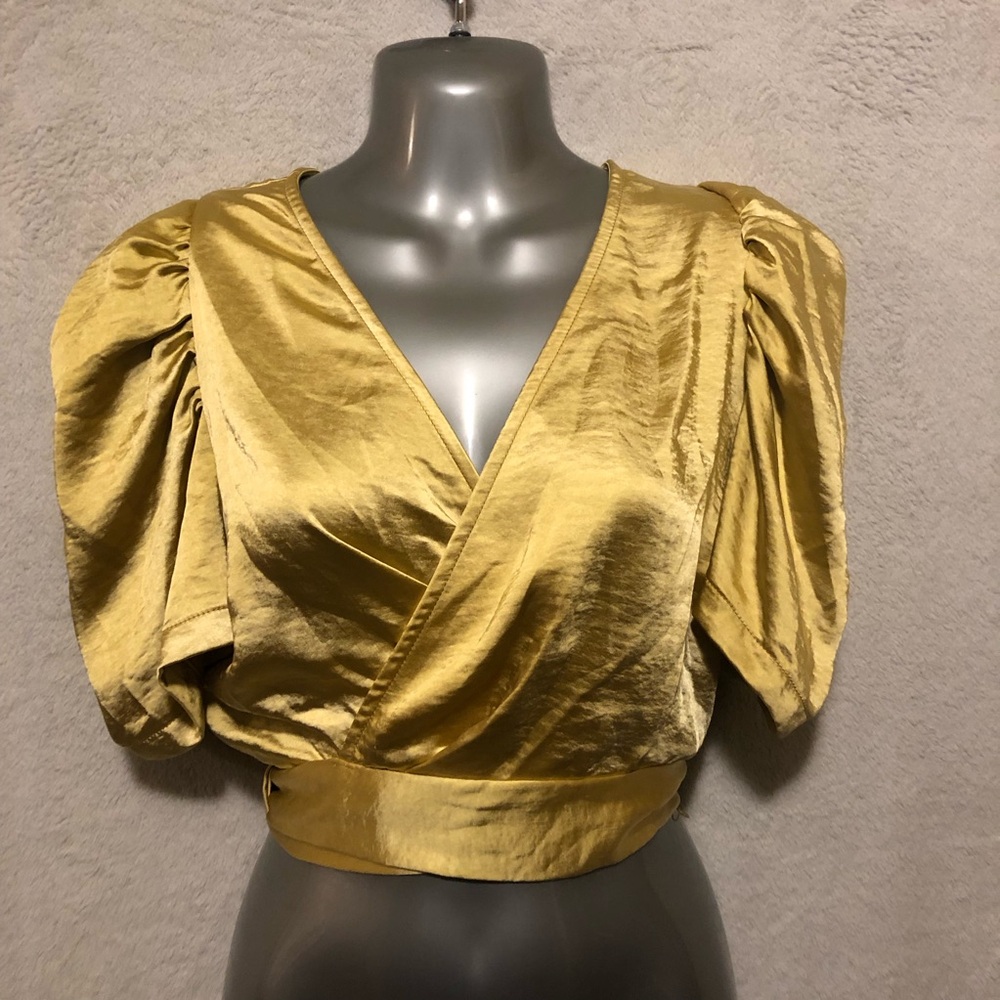 Fashion Nova Women’s Gold Wrap Crop Top